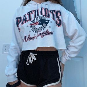 cropped hoodie